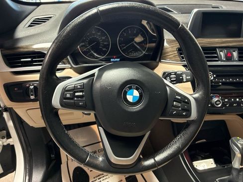 Used 2017 BMW X1 xDrive28i AWD/4WD image 13