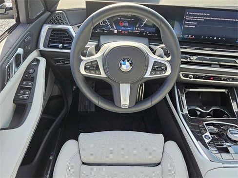Used 2026 BMW X7 xDrive40i w/ M Sport Package image 12