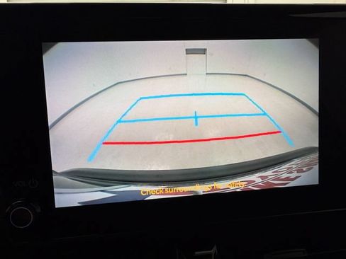 Used 2025 Toyota Corolla SE FWD image 22