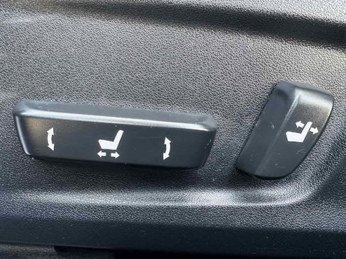 Used 2016 Lexus IS 300 AWD w/ Navigation System Package image 12