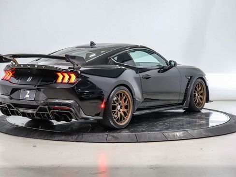 Used 2025 Ford Mustang GT Premium w/ GT Performance Package RWD image 4