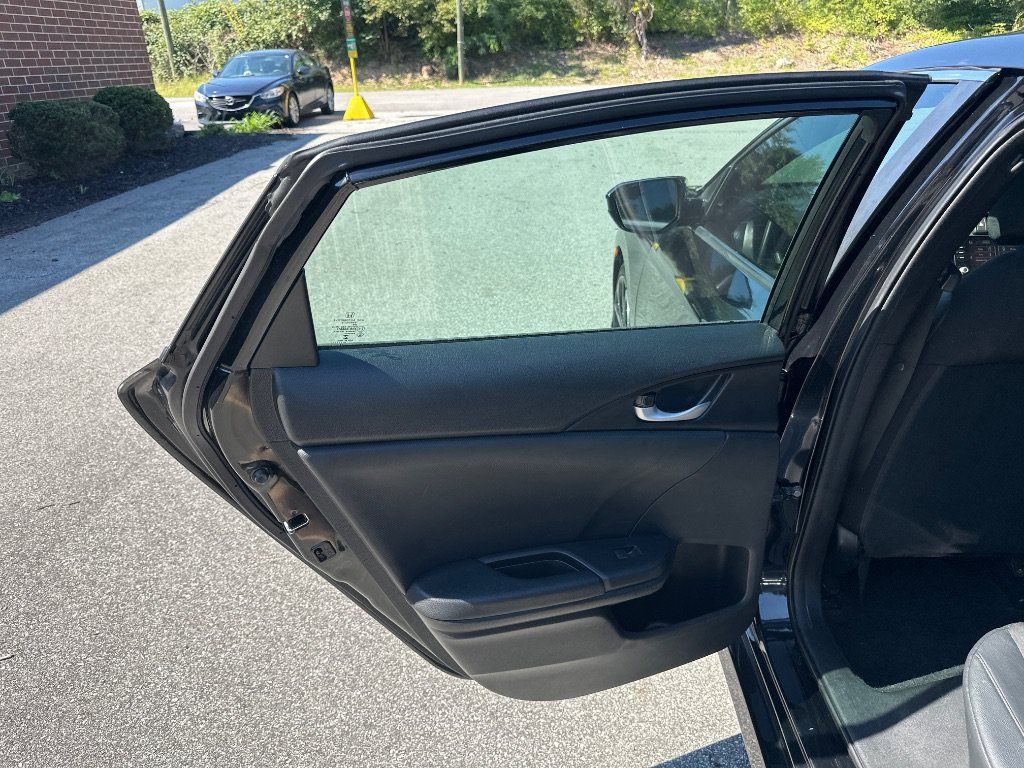 Used 2019 Honda Civic Sport image 13