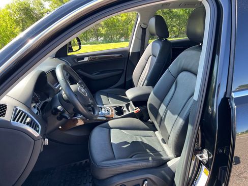Used 2015 Audi Q5 2.0T Premium Plus w/ Technology Package image 17