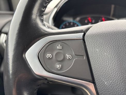 Used 2021 Chevrolet Traverse LT image 13