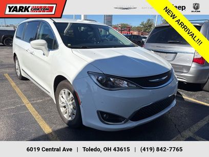 Used 2018 Chrysler Pacifica Touring-L Plus