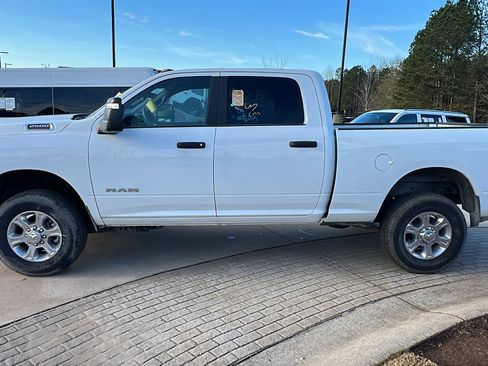 Used 2025 RAM 2500 Big Horn image 11