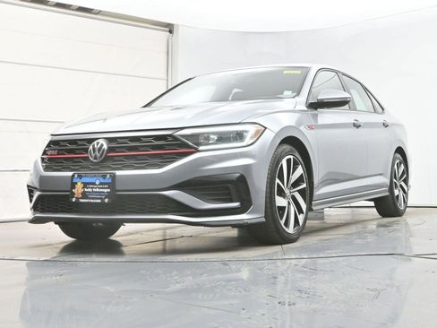 Used 2019 Volkswagen Jetta GLI image 29