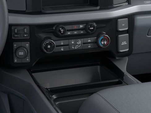 New 2026 Ford F350 XLT w/ FX4 Off-Road Package image 15