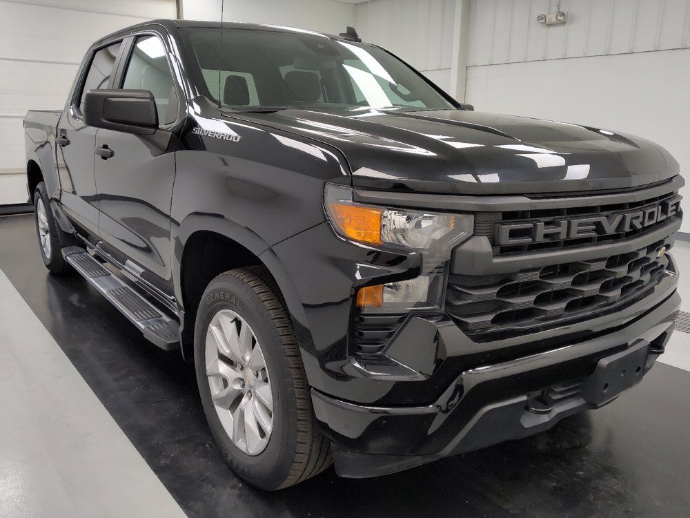 Used 2022 Chevrolet Silverado 1500 Custom AWD/4WD image 13