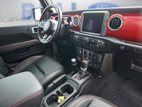 Used 2023 Jeep Wrangler Unlimited Rubicon image 25