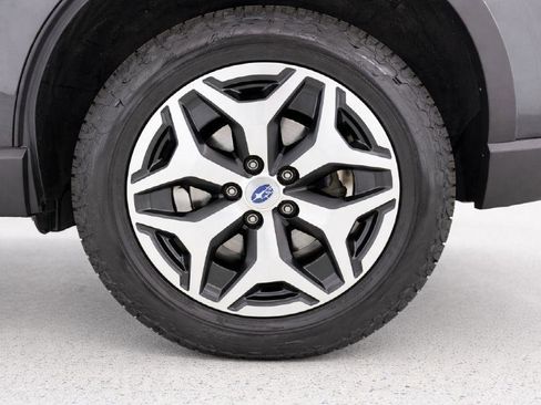 Used 2019 Subaru Forester Premium w/ All-Weather Package AWD/4WD image 29