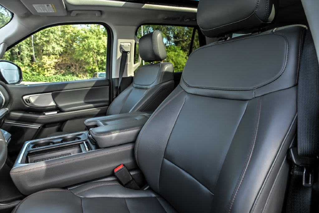 Certified 2025 Ford Expedition Max Active AWD/4WD image 13