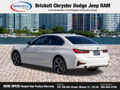 Used 2021 BMW 330i Sedan w/ Convenience Package RWD image 4