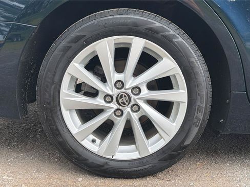 Used 2021 Toyota Camry LE FWD image 26
