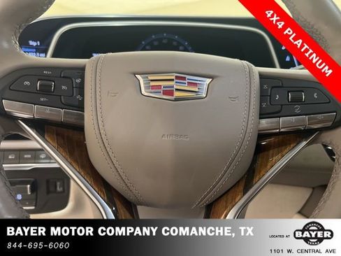 Used 2023 Cadillac Escalade Premium Luxury Platinum AWD/4WD image 10