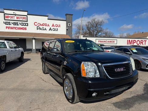 Used 2009 GMC Yukon XL SLT image 3
