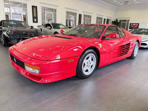 Used 1990 Ferrari Testarossa RWD image 2