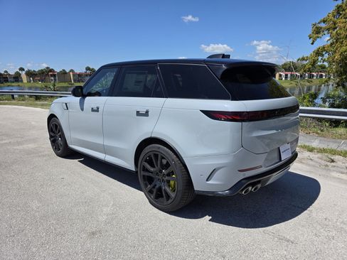 New 2026 Land Rover Range Rover Sport SV Carbon AWD/4WD image 2