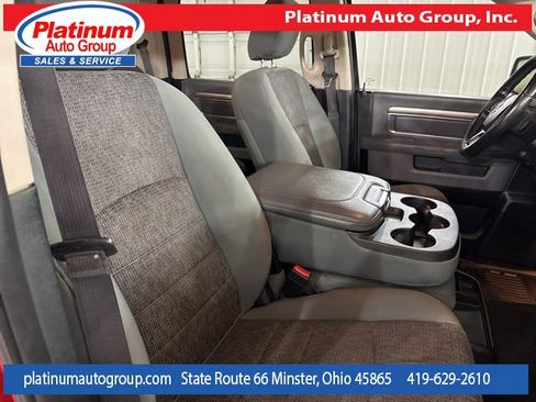 Used 2017 RAM 1500 Big Horn image 36