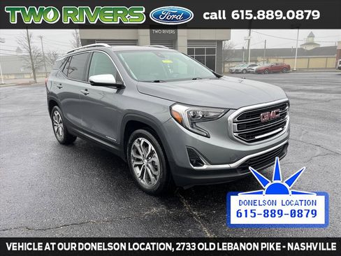Used 2020 GMC Terrain SLT w/ Preferred Package image 2