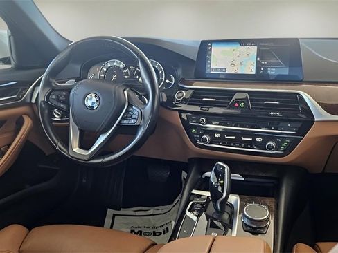 Used 2019 BMW 530i w/ Convenience Package image 22