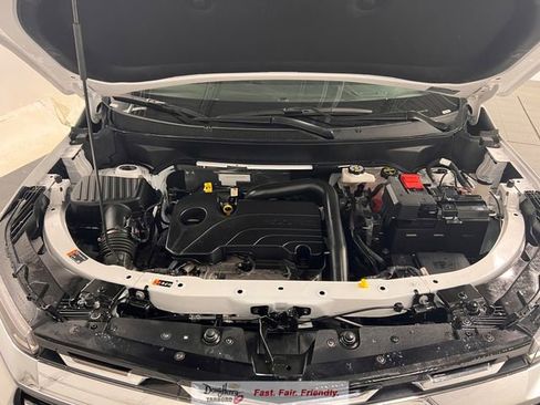 Used 2025 Chevrolet Equinox LT image 22