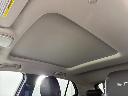 New 2026 Buick Encore GX Sport Touring w/ Advanced Technology Package FWD image 29