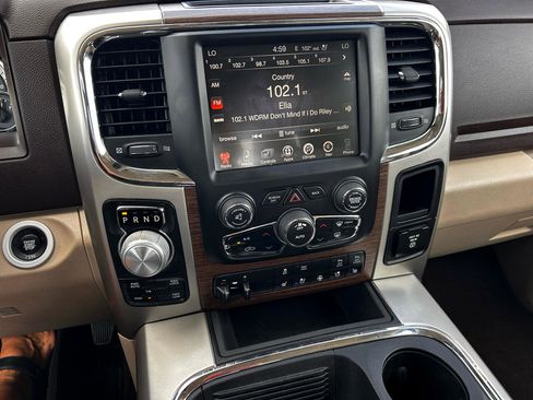 Used 2016 RAM 1500 Laramie w/ Convenience Group image 4