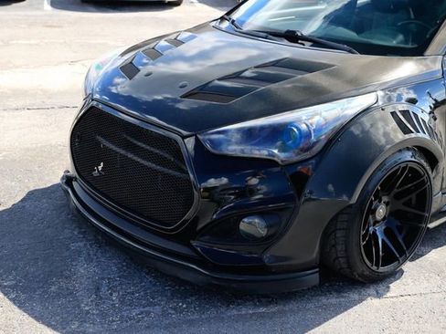 Used 2014 Hyundai Veloster Turbo image 25