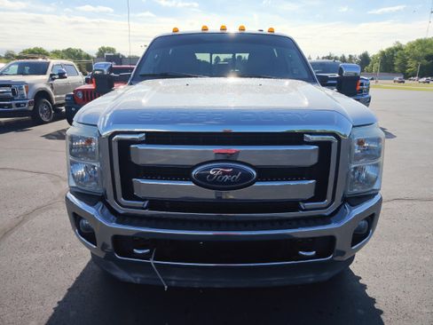 Used 2011 Ford F350 Lariat w/ Lariat Interior Pkg AWD/4WD image 3