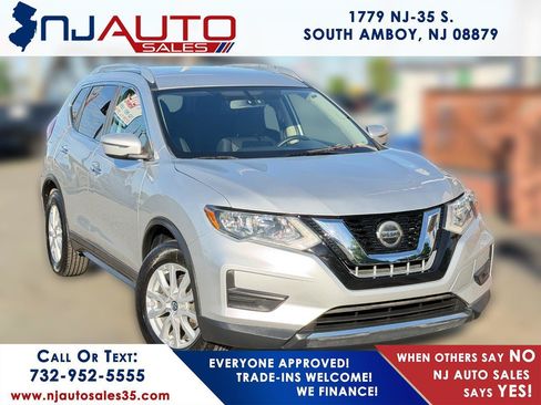 Used 2018 Nissan Rogue SV AWD/4WD image 1