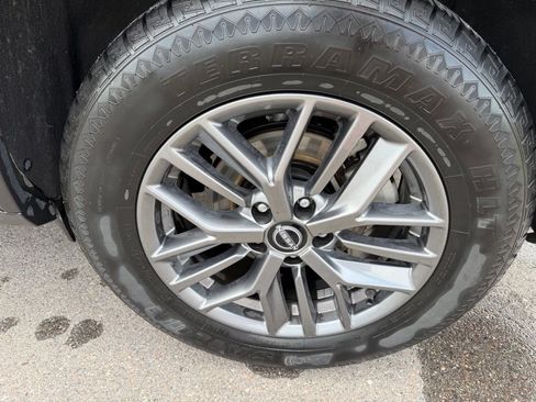 Used 2023 Nissan Rogue S AWD/4WD image 11