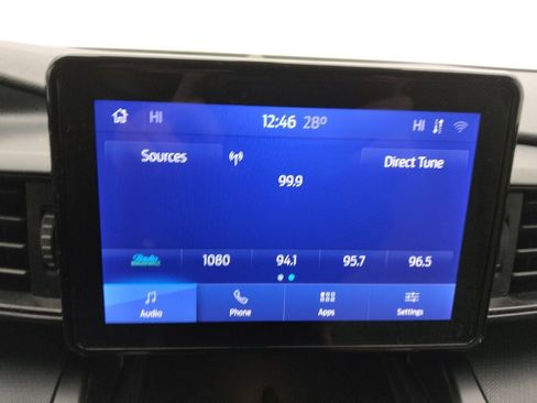 Used 2020 Ford Explorer image 25