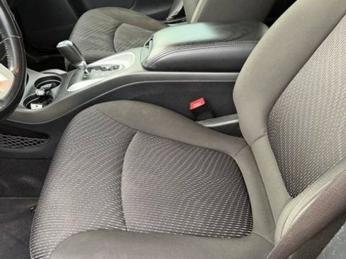 Used 2019 Dodge Journey SE w/ Connectivity Group FWD image 4