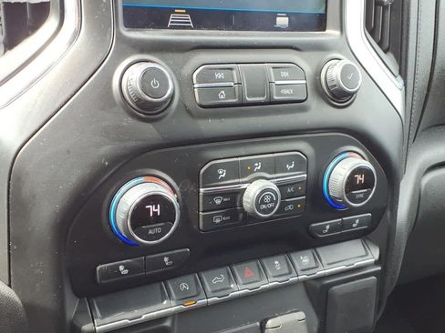 Used 2021 Chevrolet Silverado 1500 LT w/ Bed Protection Package AWD/4WD image 17