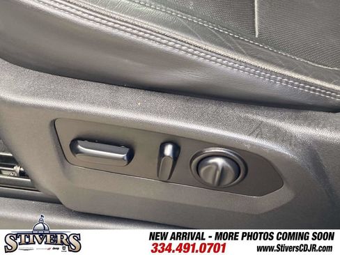 Used 2020 Chevrolet Silverado 2500 High Country w/ Technology Package AWD/4WD image 21