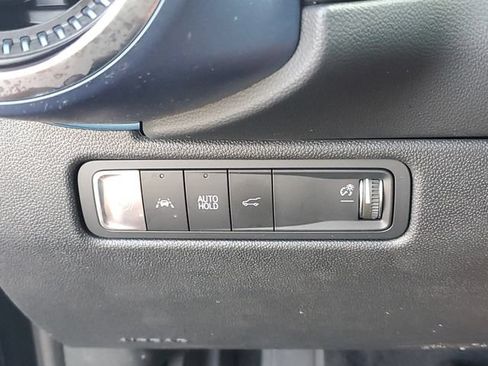 Certified 2024 Chevrolet Equinox EV LT FWD image 19