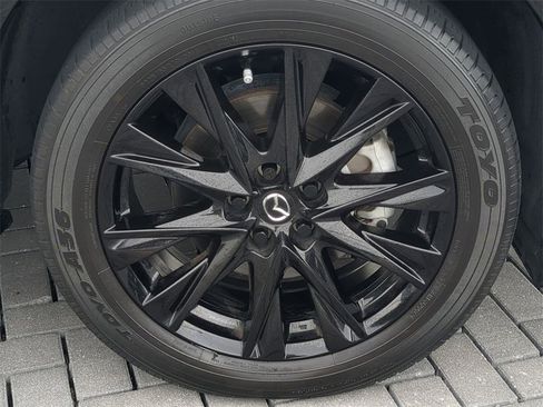 Used 2024 MAZDA CX-5 Carbon Edition image 12