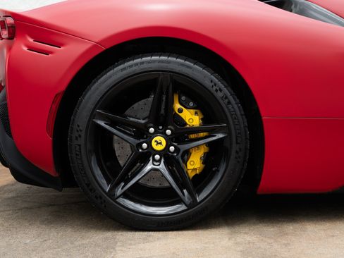 Used 2023 Ferrari SF90 Spider AWD/4WD image 29