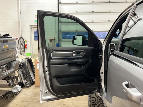 Used 2021 RAM 1500 Big Horn image 10