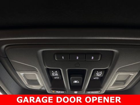 Used 2024 GMC Sierra 2500 AT4X image 10