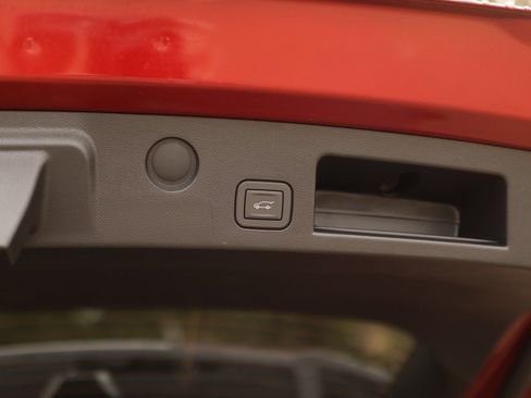 New 2026 Chevrolet Equinox LT w/ Convenience Package II image 30