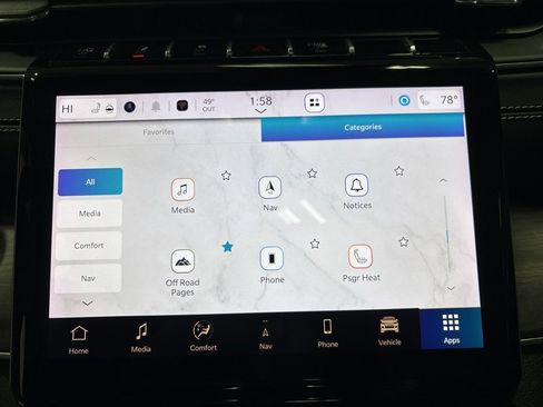 Used 2024 Jeep Grand Cherokee Limited w/ Black Appearance Package image 23