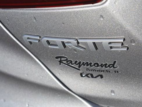 Used 2023 Kia Forte LXS image 14