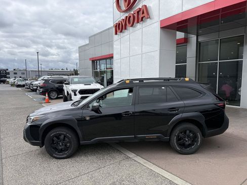 Used 2023 Subaru Outback Wilderness AWD/4WD image 3