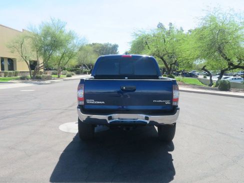 Used 2015 Toyota Tacoma PreRunner w/ TRD Off-Road Package image 12