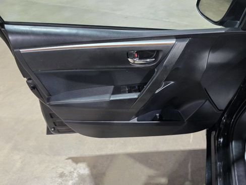Used 2016 Toyota Corolla LE FWD image 24