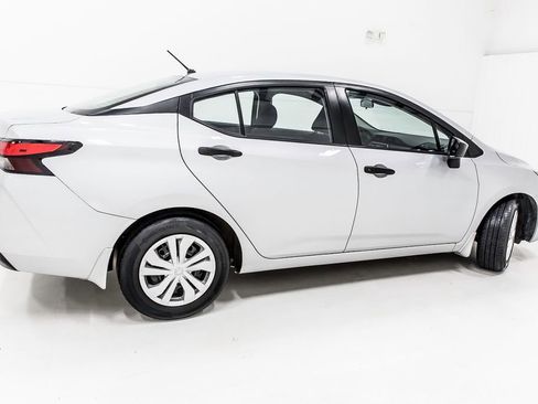 Used 2023 Nissan Versa S w/ Trunk Package image 7