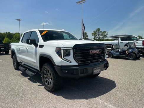 Used 2024 GMC Sierra 1500 AT4X AWD/4WD image 3