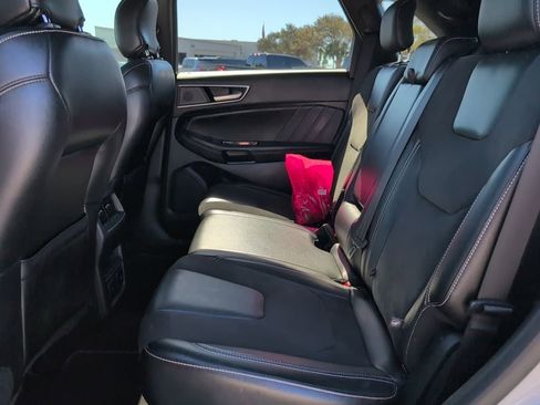 Used 2019 Ford Edge ST w/ Convenience Package image 11